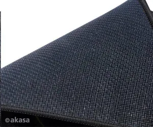 Podložka pod myš AKASA Venom Black, hrúbka 3 mm, prírodný kaučuk, odolná voči nečistotám a prachu, čierna