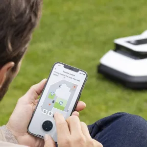 Robotická kosačka ECOVACS GOAT G1-2000 SILVER + prémiová garáž