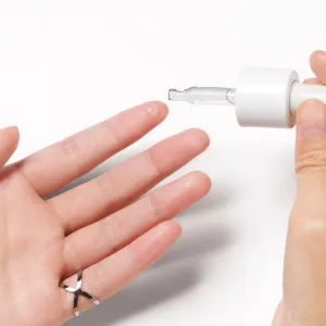 Kiehl's Dermatologist Solutions Truly Targeted Blemish-Clearing Solution sérum na aknóznu pleť pre ženy 15 ml