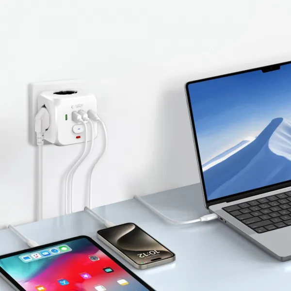 Tech-Protect PCL3X4 zásuvka 2x USB / 2x USB-C / 3x elektrická zásuvka, biela