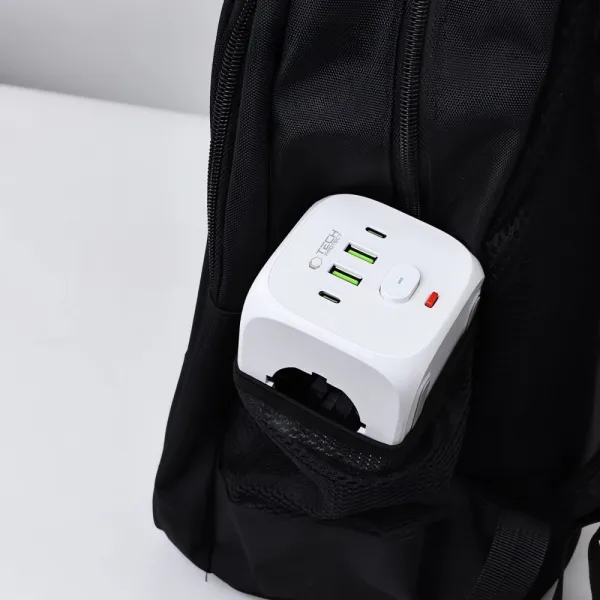 Tech-Protect PCL3X4 zásuvka 2x USB / 2x USB-C / 3x elektrická zásuvka, biela