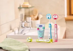 CHICCO Set zubných kefiek pre deti Hippo-Panda 3-6r, 2ks