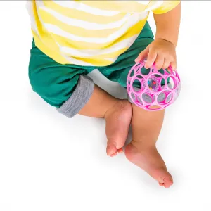 OBALL RATTLE 10 cm loptička/hrkálka Dark Pink,OBALL Hračka Oball RATTLE 10 cm dark pink 0m+