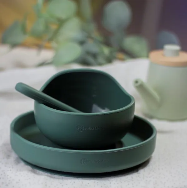 PETITE&MARS Set jedálenský silikónový TAKE&MATCH 4 ks Misty Green 6m+