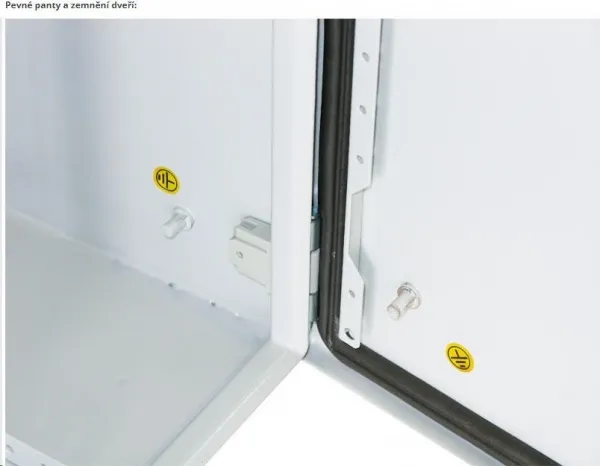 XtendLan 19" venkovní vodotěsný rozvaděč 17U 600x600, krytí IP55, nosnost 65kg, šedý