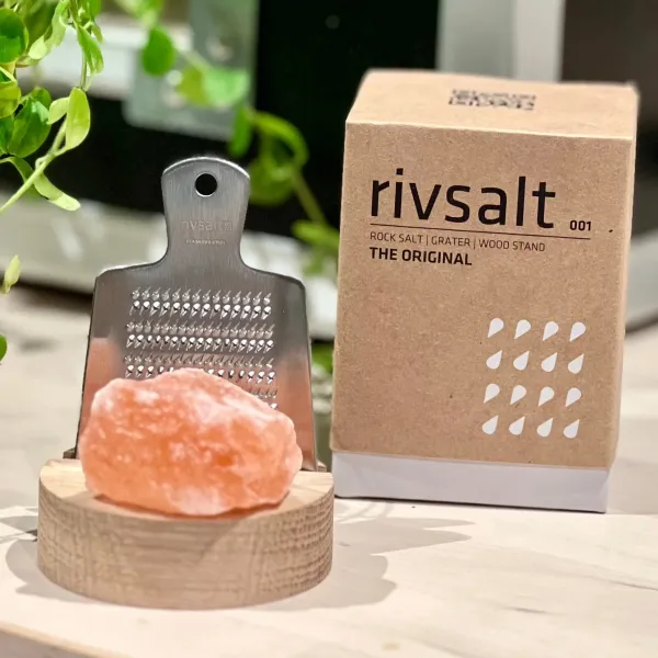 Soľnička RIVSALT s kryštálom pravej himalájskej soli a strúhadlom, malá - rivsalt