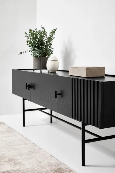 Komoda "Array", 150 x 53 cm, 2 varianty - Woud Varianta: dub, čierny