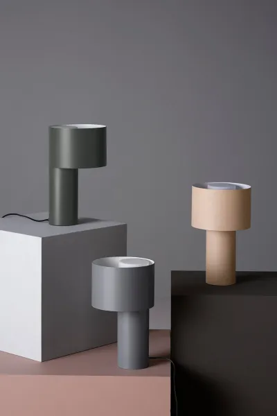 Stolná lampa "Tangent", 3 varianty - Woud Varianta: lesno zelený kov