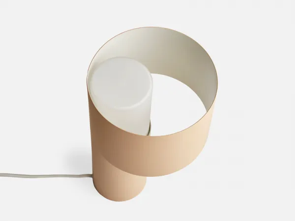 Stolná lampa "Tangent", 3 varianty - Woud Varianta: lesno zelený kov