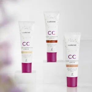 Lumene CC Color Correcting Cream CC krém pre jednotný tón pleti SPF 20 odtieň 2 Medium (Cool) 30 ml