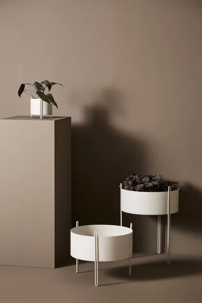 Kvetináč "Pidestall", stredný, 3 varianty - Woud Varianta: sivá