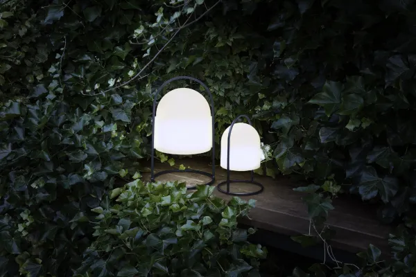 Solárny lampáš 30 cm - Eva Solo