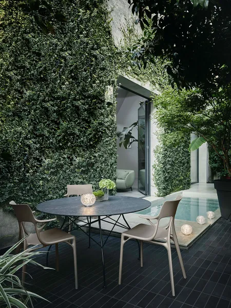 Vonkajší stôl GLOSSY OVAL, viac variantov - Kartell Farba: Černá/černá