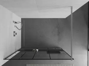 MEXEN/S - KIOTO Sprchová zástena WALK-IN s poličkou a držiakom uterákov 80 x 200, transparent/čierna 8 mm, chróm 800-080-121-01-78