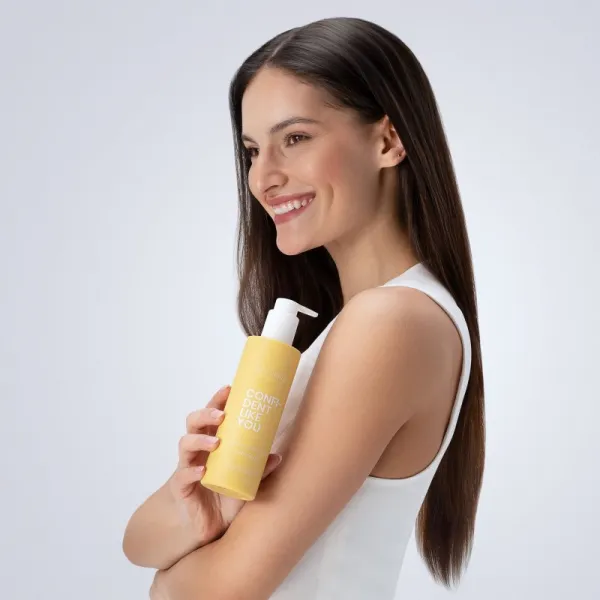 ICONIQUE Professional CONFIDENT LIKE YOU Anti-Hair Loss & Thinning hydratačný a posilňujúci kondicionér 250 ml