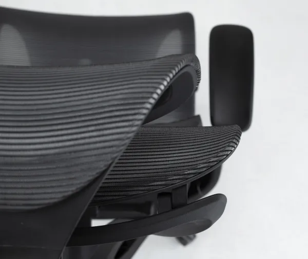 ANTARES Ergonomická kancelárska stolička KLEM, sedenie 8+ hodín denne