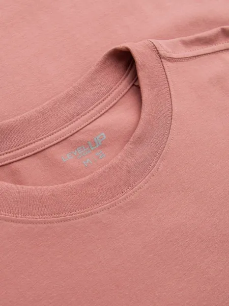 Trendy pánske tričko s krátkym rukávom ružové