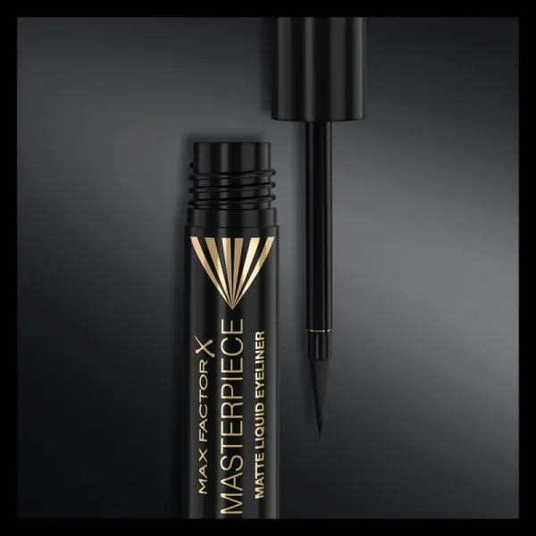 Max Factor Masterpiece vodeodolné očné linky s matným efektom odtieň 04 Navy 1.7 ml