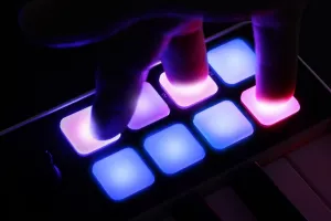 IK Multimedia iRig Keys I/O 49