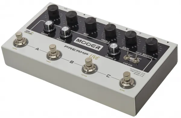 MOOER Preamp LIVE Gitarový zosilňovač