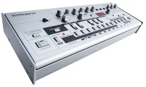 Roland TB-03 Syntetizátor
