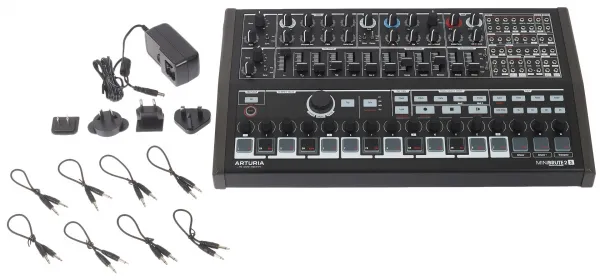 Arturia MiniBrute 2S Noir Syntetizátor