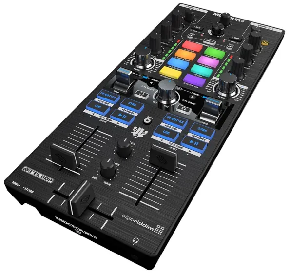 Reloop Mixtour Pro DJ mixpult