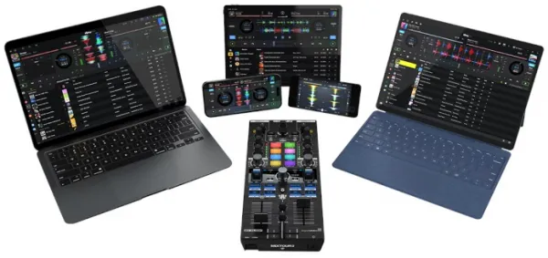 Reloop Mixtour Pro DJ mixpult