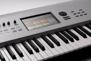 Korg Nautilus-61 AT Gray