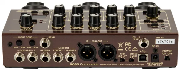 Boss AD-10 Gitarový multiefekt