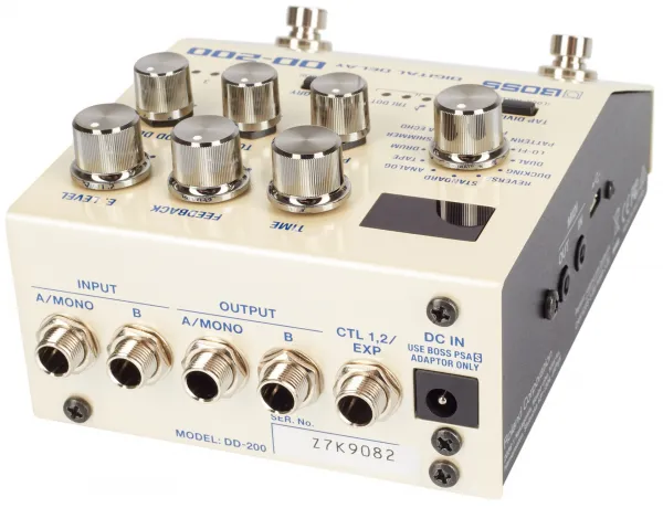Boss DD-200 Gitarový efekt
