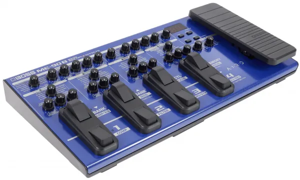Boss ME-90B Basgitarový multiefekt