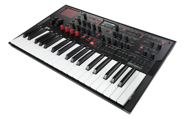 Korg Modwave MKII Syntetizátor