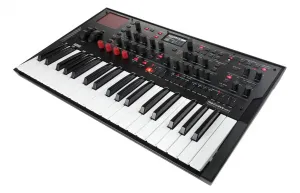 Korg Modwave MKII Syntetizátor
