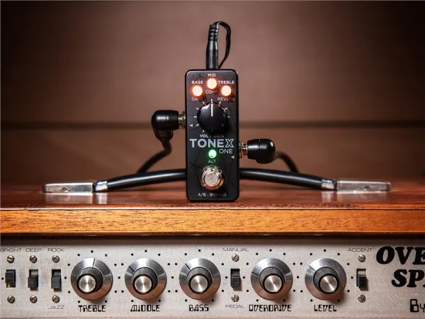 IK Multimedia TONEX ONE Gitarový zosilňovač