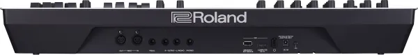 Roland Gaia 2 Syntetizátor