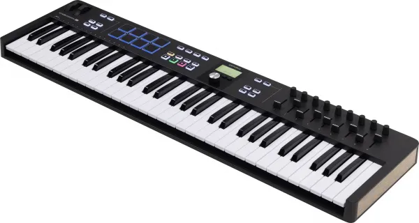 Arturia KeyLab Essential 61 mk3 MIDI keyboard Black