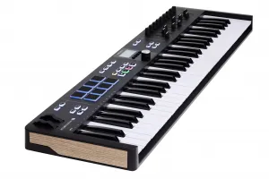 Arturia KeyLab Essential 61 mk3 MIDI keyboard Black