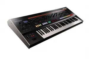 Roland Jupiter-X Syntetizátor