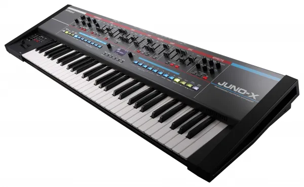 Roland Juno-X Syntetizátor