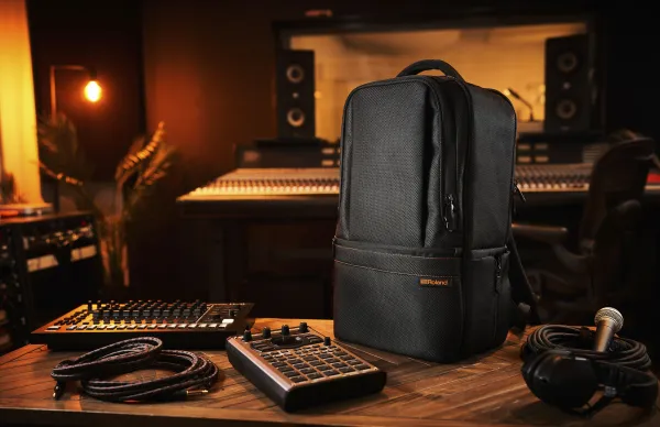 Roland CB-RU10 Obal / kufor na zvukovú techniku
