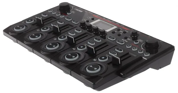 Boss RC-505 MKII Gitarový efekt