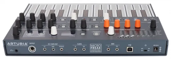 Arturia Microfreak Syntetizátor