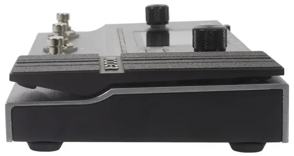 MOOER GE 200 Gitarový multiefekt
