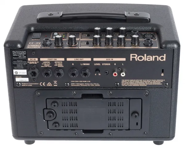 Roland AC 33 Kombo pre elektroakustické nástroje