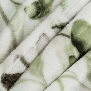 PlyšovádekabielasmotívomzelenýchlistovmonsteryŠírka:150cm|Dĺžka:200cm