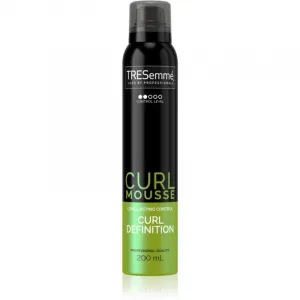 TRESemmé Botanique Cactus Water & Coconut stylingová pena pre kučeravé vlasy 200 ml