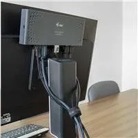 rámček dokovacej stanice iTec VESA na montáž na monitor