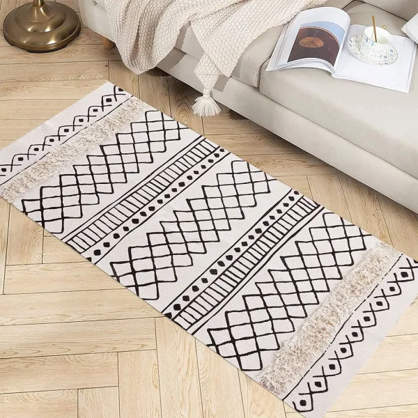 Tutumi Vzorovaný koberec BOHO 160x50 sivý