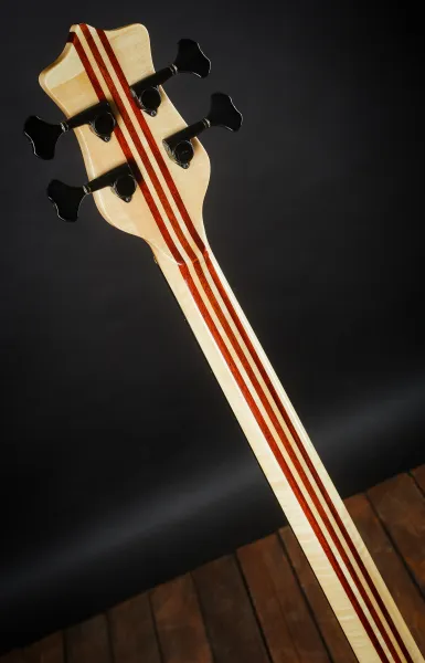 Boldogh 2018 Zebrano 4 Smith Clone
